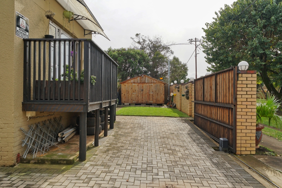 3 Bedroom Property for Sale in Highgate Eastern Cape